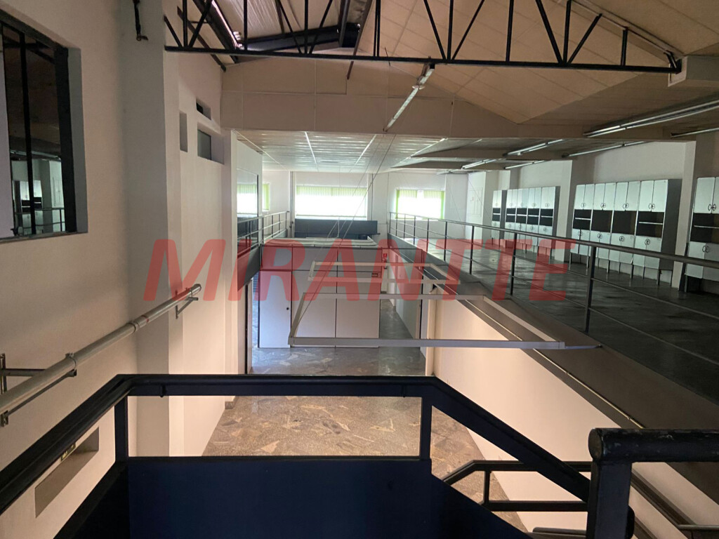 Galpao de 740m² em Santana