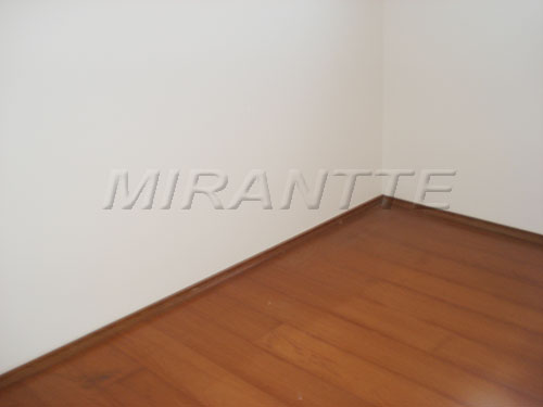 Comercial com 3 quartos em Vila Gustavo