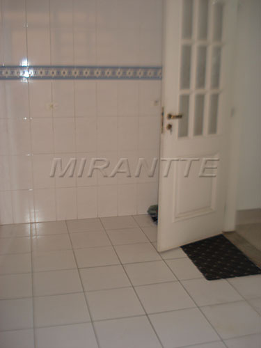 Comercial com 3 quartos em Vila Gustavo