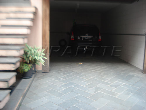 Comercial com 3 quartos em Vila Gustavo