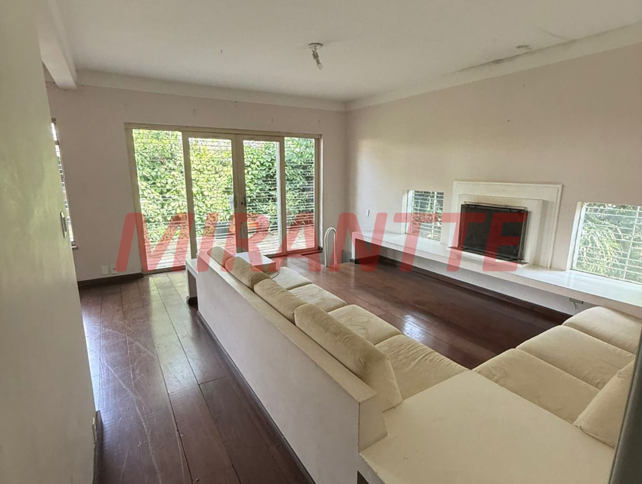 Casa terrea de 367m² com 3 quartos em Jardim Bibi