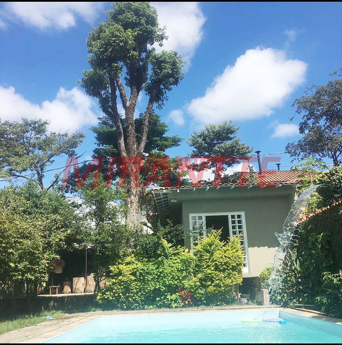 Casa terrea de 367m² com 3 quartos em Jardim Bibi