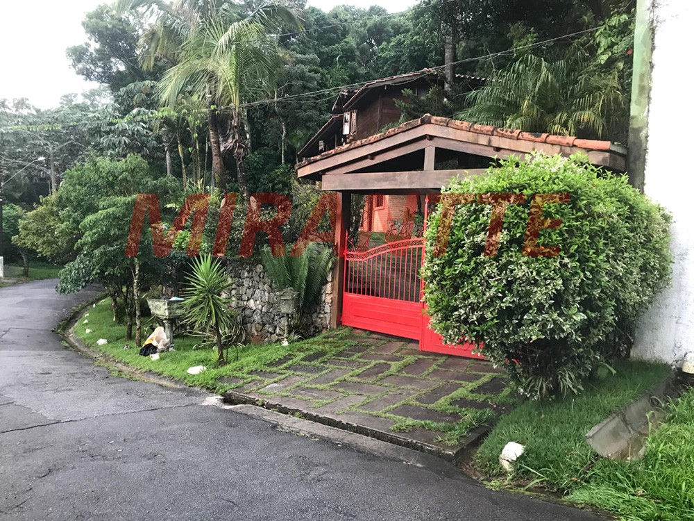 Casa terrea de 300m² com 3 quartos em Serra da Cantareira