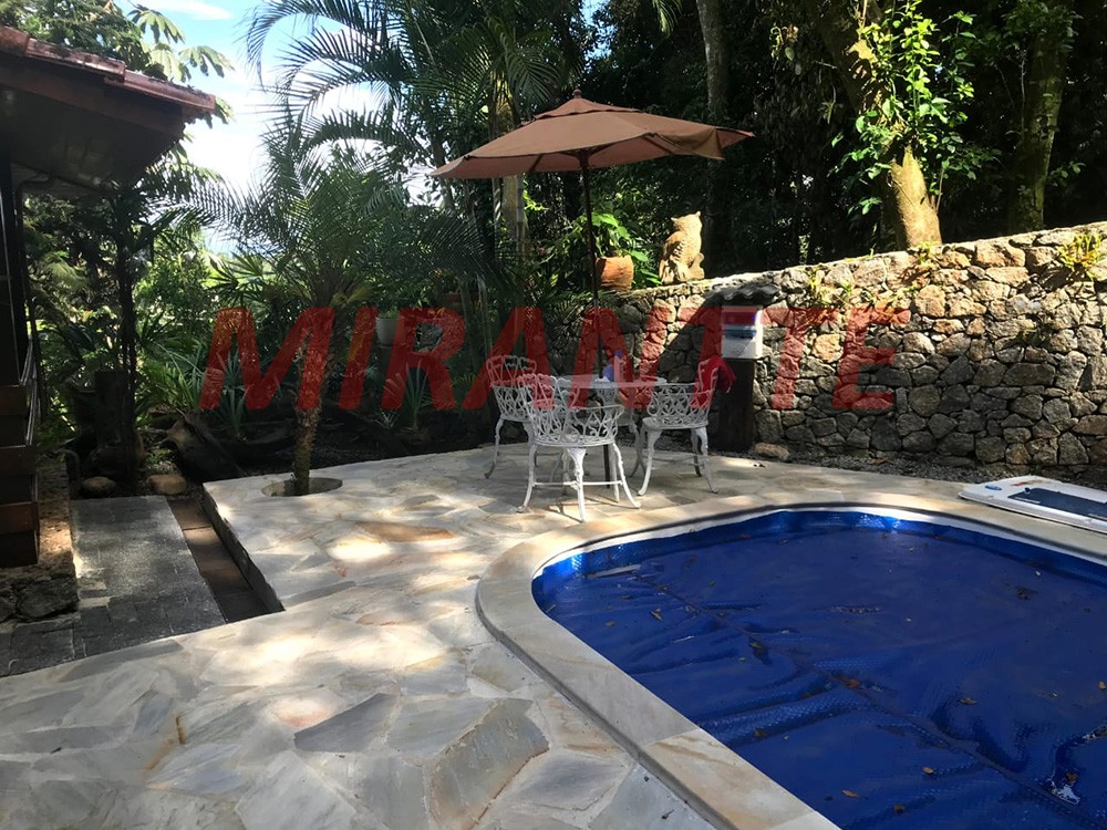 Casa terrea de 300m² com 3 quartos em Serra da Cantareira