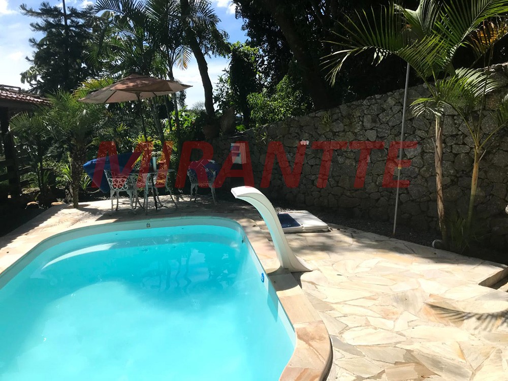 Casa terrea de 300m² com 3 quartos em Serra da Cantareira