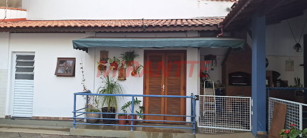Sobrado de 500m² com 3 quartos em Tremembe