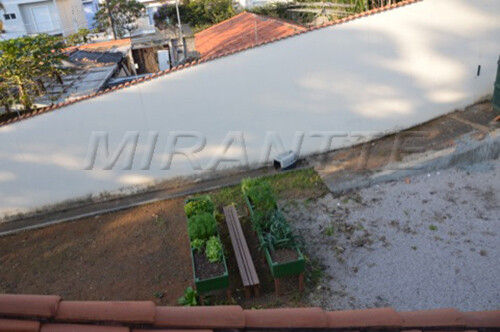 Sobrado de 500m² com 3 quartos em Tremembe