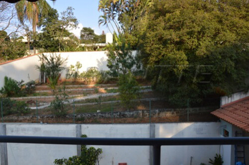 Sobrado de 500m² com 3 quartos em Tremembe