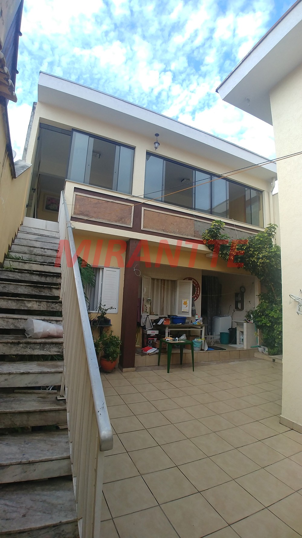 Sobrado de 260m² com 4 quartos em Jardim São Paulo