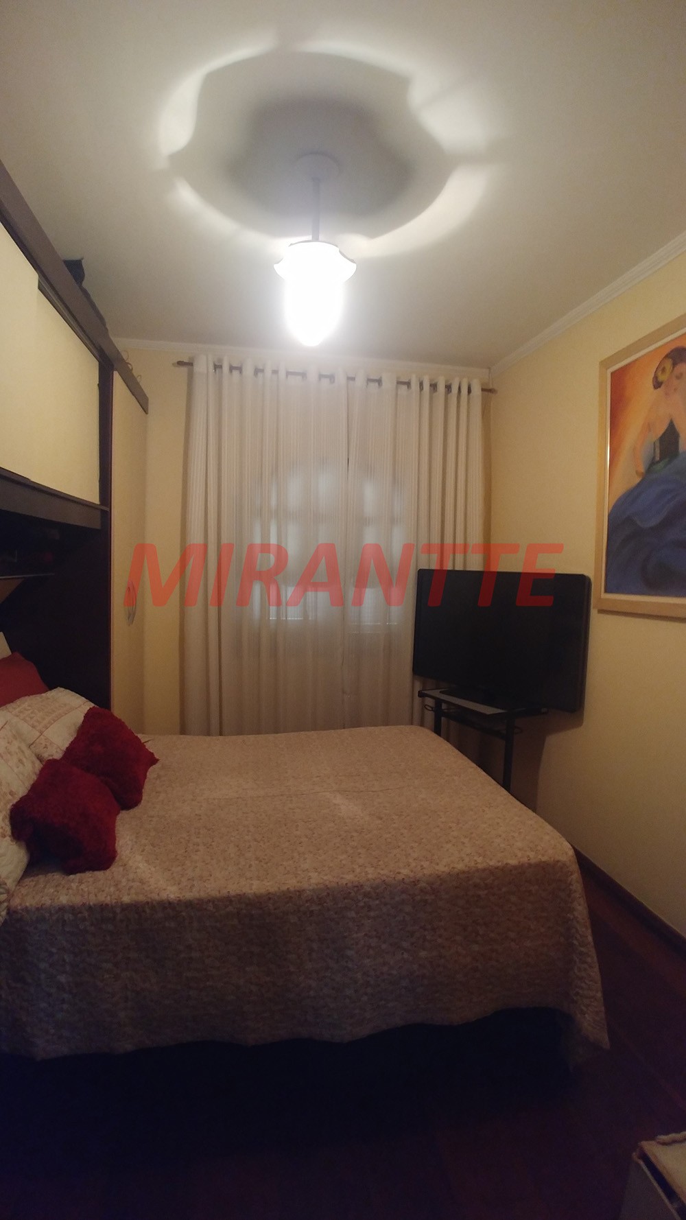 Sobrado de 260m² com 4 quartos em Jardim São Paulo