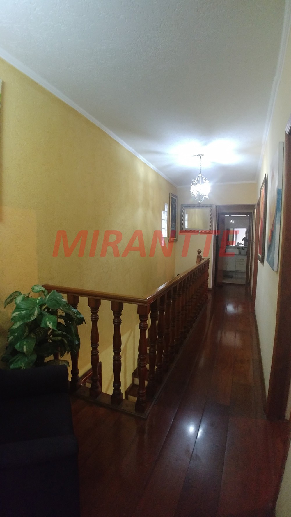 Sobrado de 260m² com 4 quartos em Jardim São Paulo