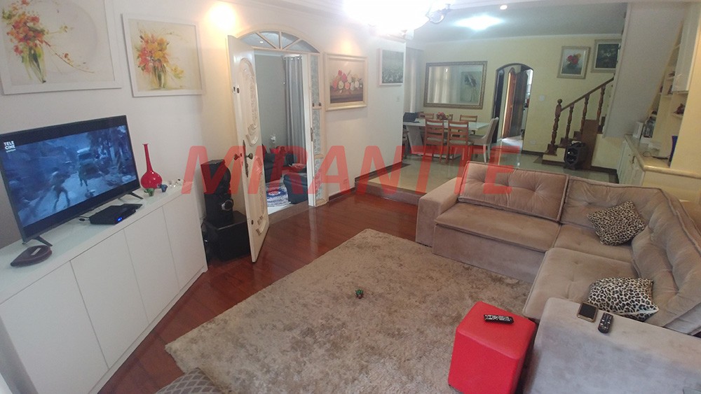 Sobrado de 260m² com 4 quartos em Jardim São Paulo