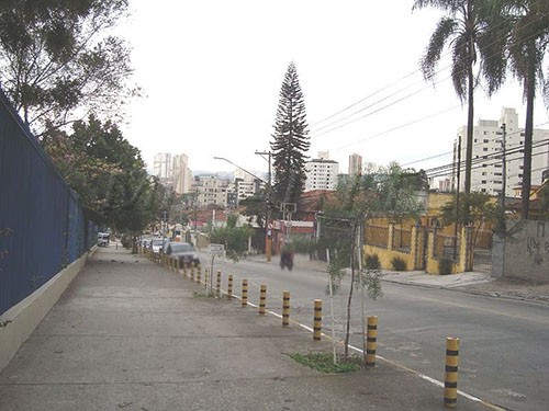 Terreno de 793m² em Santana