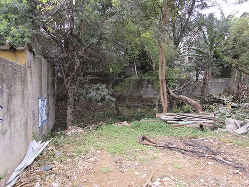Terreno de 793m² em Santana