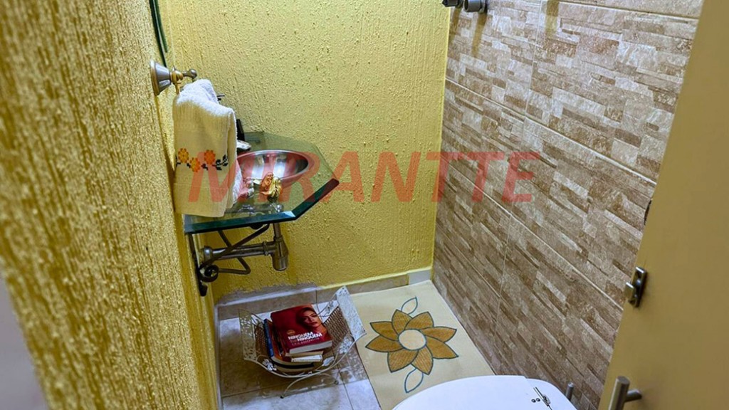 Apartamento com 3 quartos em Água Fria