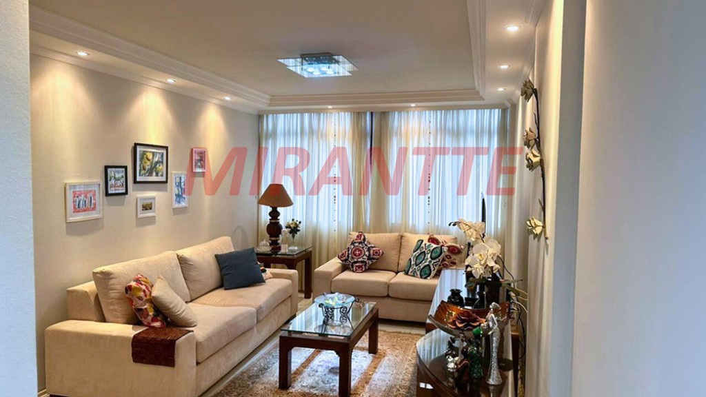 Apartamento com 3 quartos em Água Fria