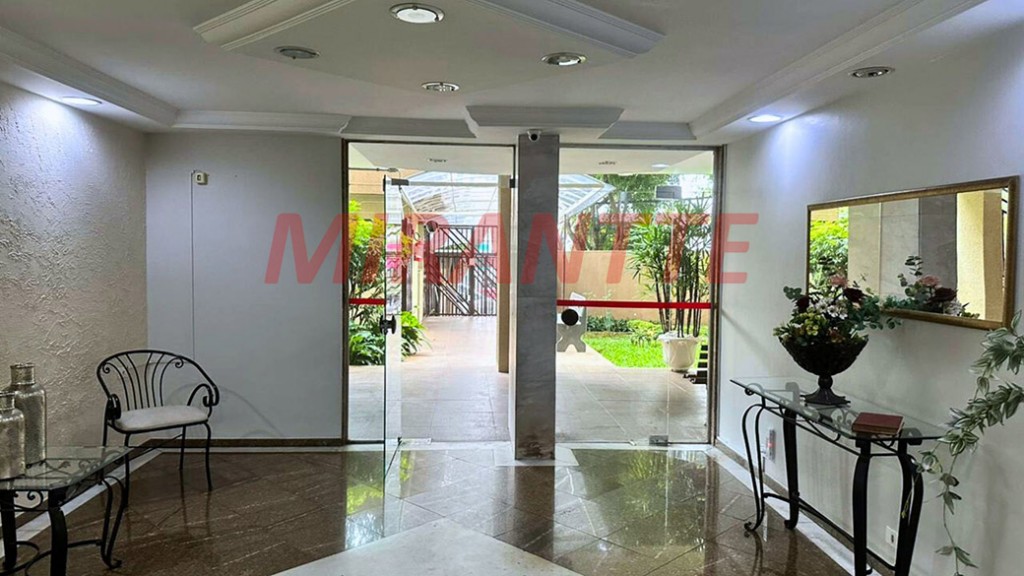 Apartamento com 3 quartos em Água Fria