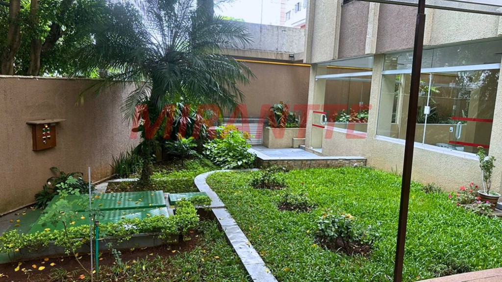 Apartamento com 3 quartos em Água Fria