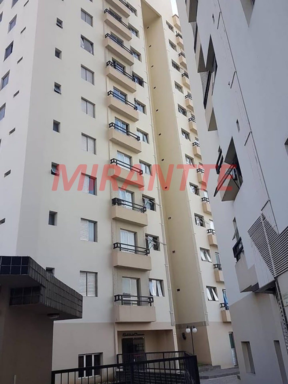 Apartamento de 58m² com 2 quartos em Santa Terezinha