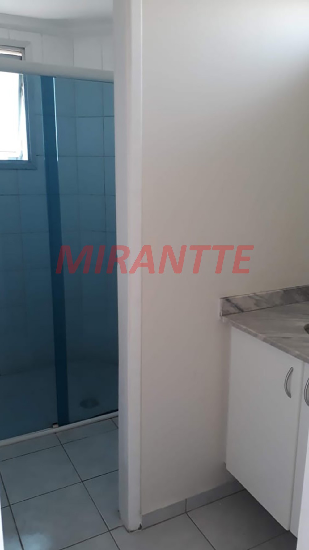 Apartamento de 58m² com 2 quartos em Santa Terezinha