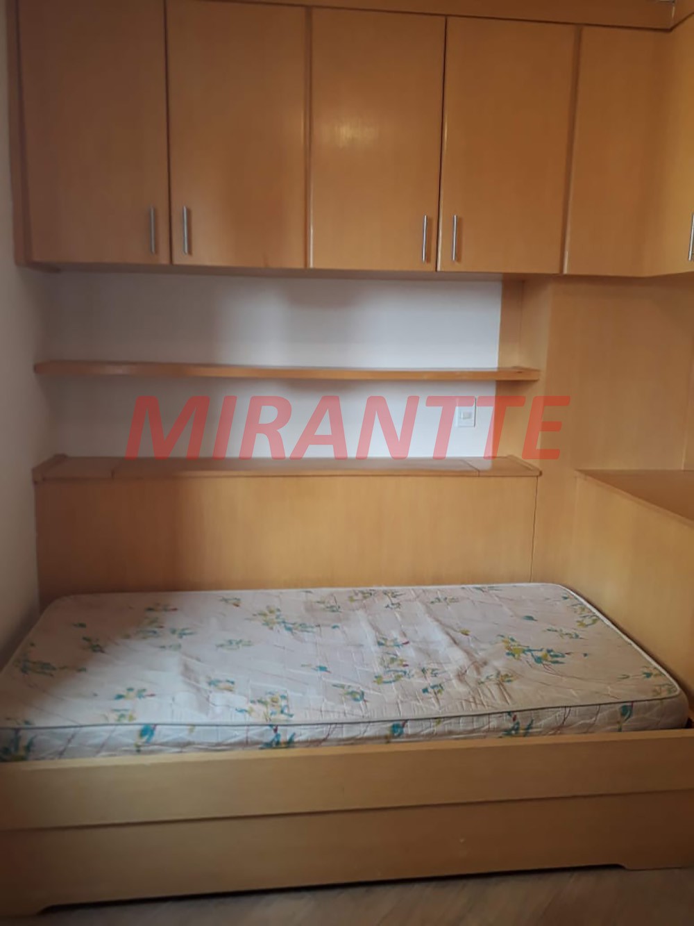 Apartamento de 58m² com 2 quartos em Santa Terezinha