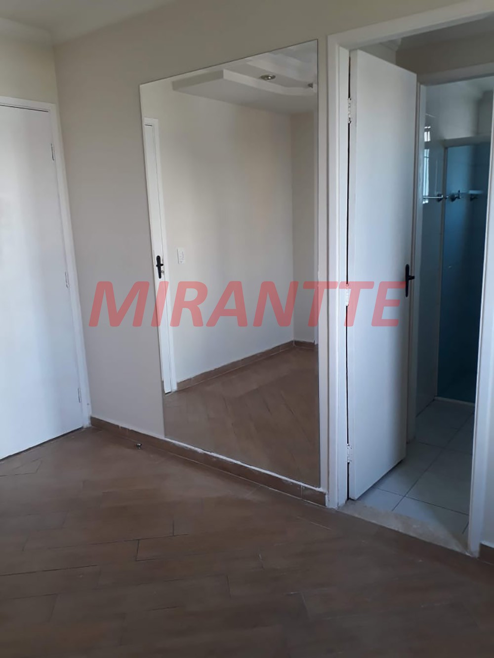 Apartamento de 58m² com 2 quartos em Santa Terezinha