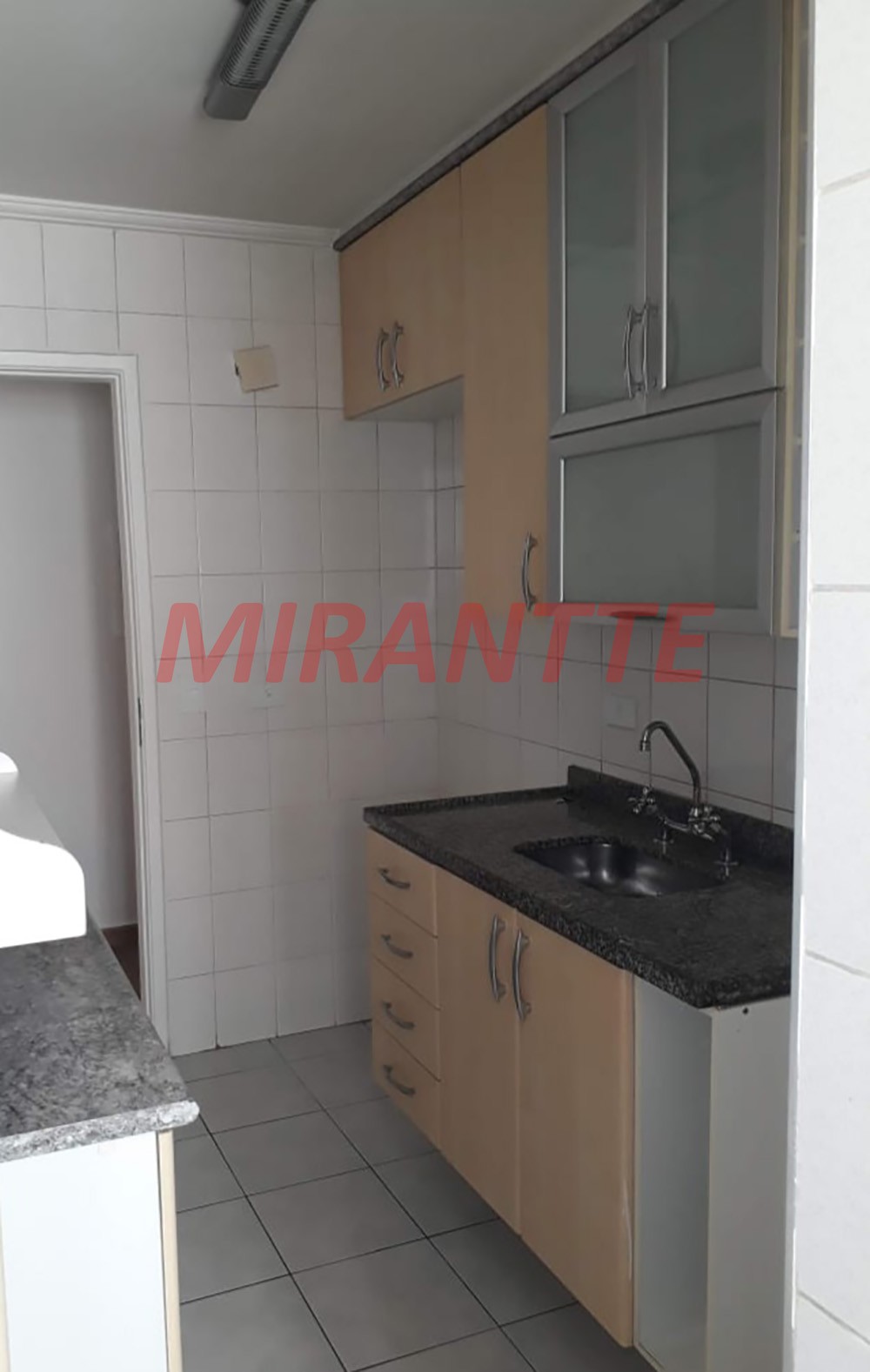 Apartamento de 58m² com 2 quartos em Santa Terezinha