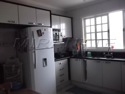 Sobrado de 250m² com 3 quartos em Horto Florestal