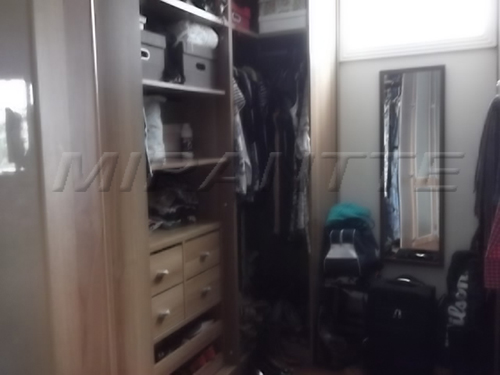 Sobrado de 250m² com 3 quartos em Horto Florestal