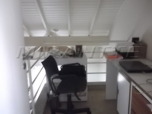Sobrado de 250m² com 3 quartos em Horto Florestal