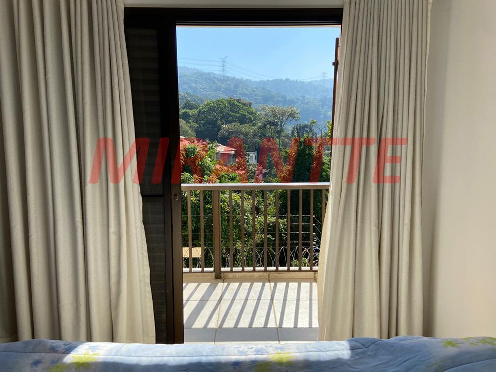 Sobrado de 205m² com 3 quartos em Horto Florestal