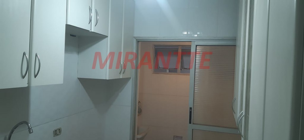 Apartamento com 3 quartos em Santana