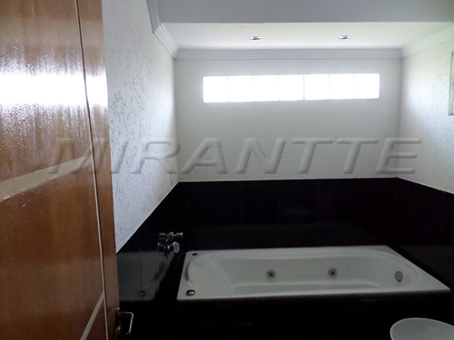 Sobrado de 180m² com 2 quartos em Vila Nova Mazzei