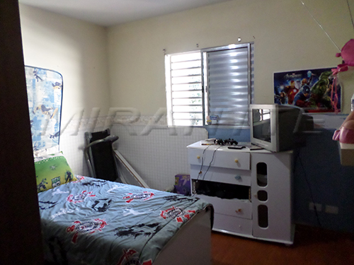 Sobrado de 180m² com 2 quartos em Vila Nova Mazzei