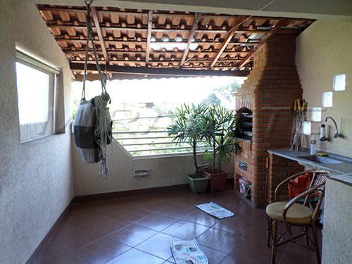 Sobrado de 180m² com 2 quartos em Vila Nova Mazzei