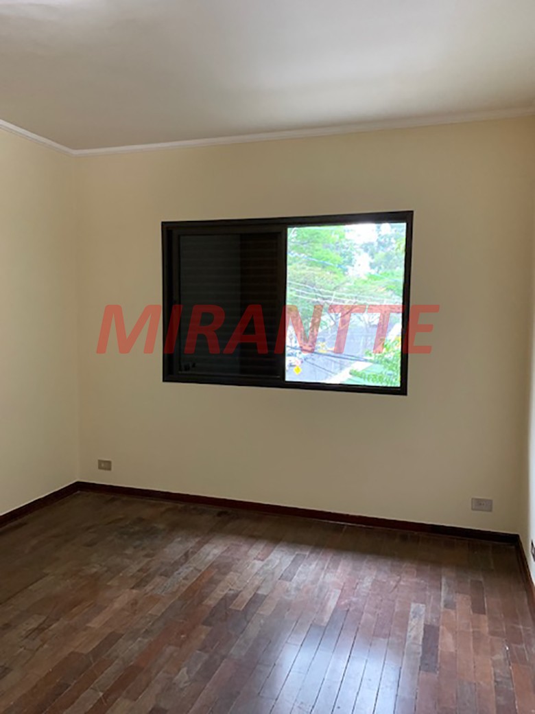 Sobrado de 255m² com 3 quartos em Jardim São Paulo