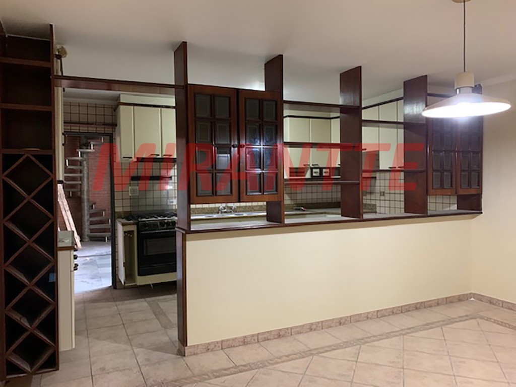Sobrado de 255m² com 3 quartos em Jardim São Paulo