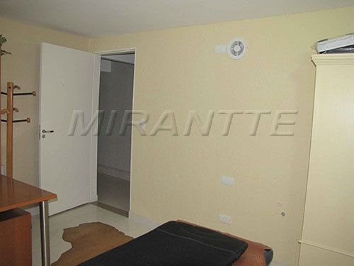 Comercial de 27m² em Santana