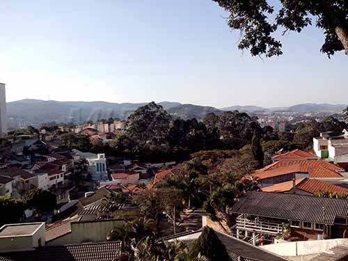 Sobrado de 237m² com 3 quartos em Jardim Kherlakian