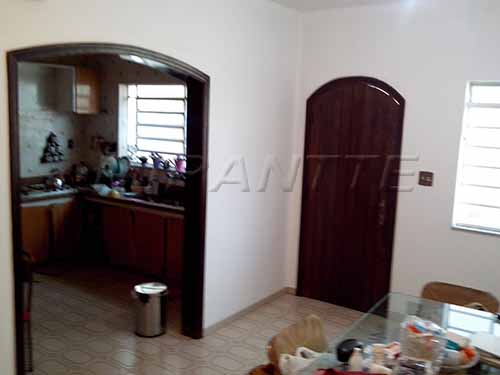 Sobrado de 237m² com 3 quartos em Jardim Kherlakian