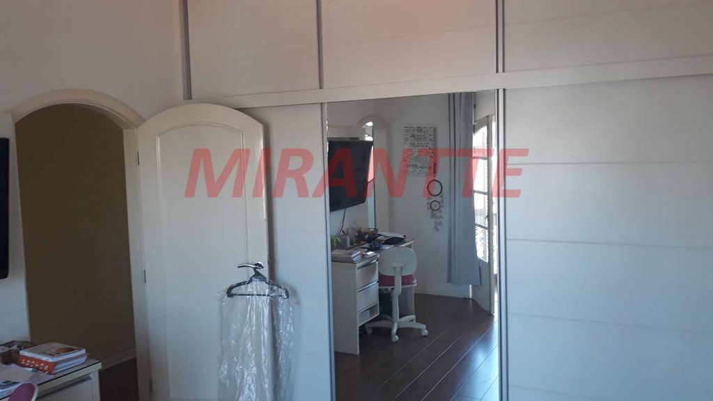 Sobrado de 323m² com 3 quartos em Jardim São Paulo