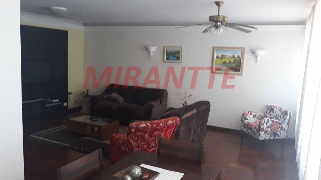 Sobrado de 323m² com 3 quartos em Jardim São Paulo