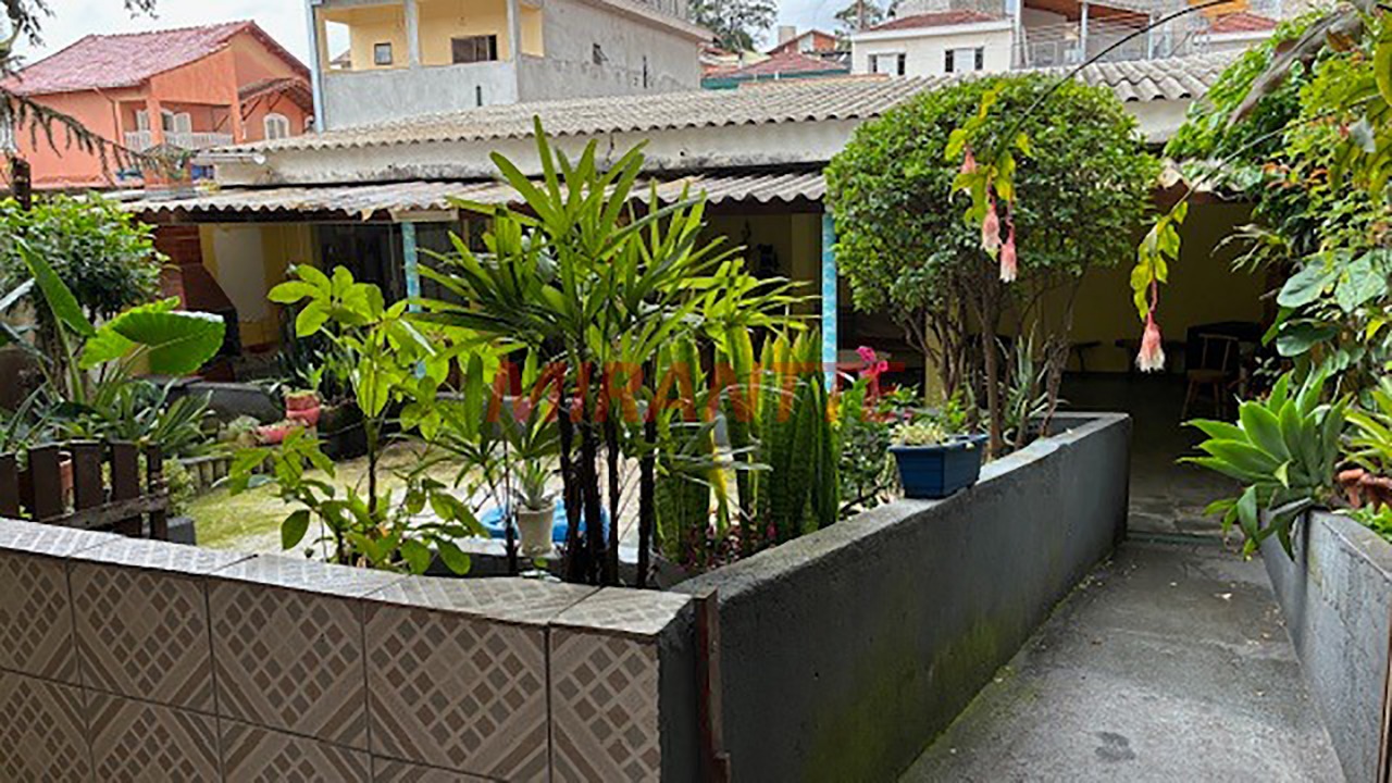Casa terrea de 330m² com 4 quartos em Imirim