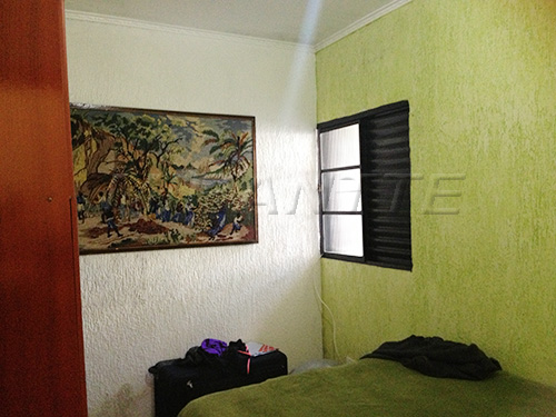 Casa terrea com 2 quartos em Santa Teresinha