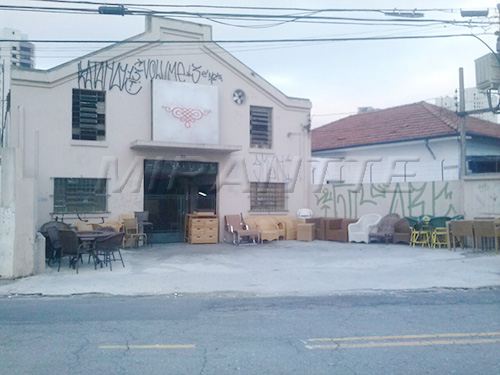 Galpao de 420m² em Chora Menino