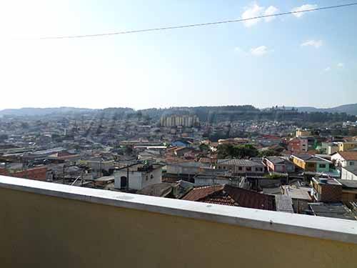 Casa terrea com 3 quartos em Jardim Maristela