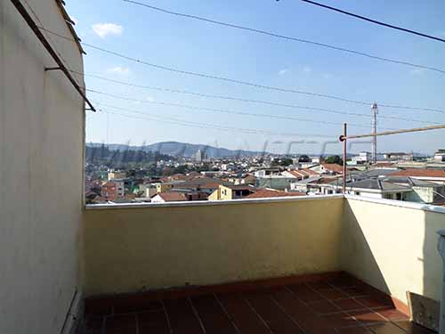 Casa terrea com 3 quartos em Jardim Maristela