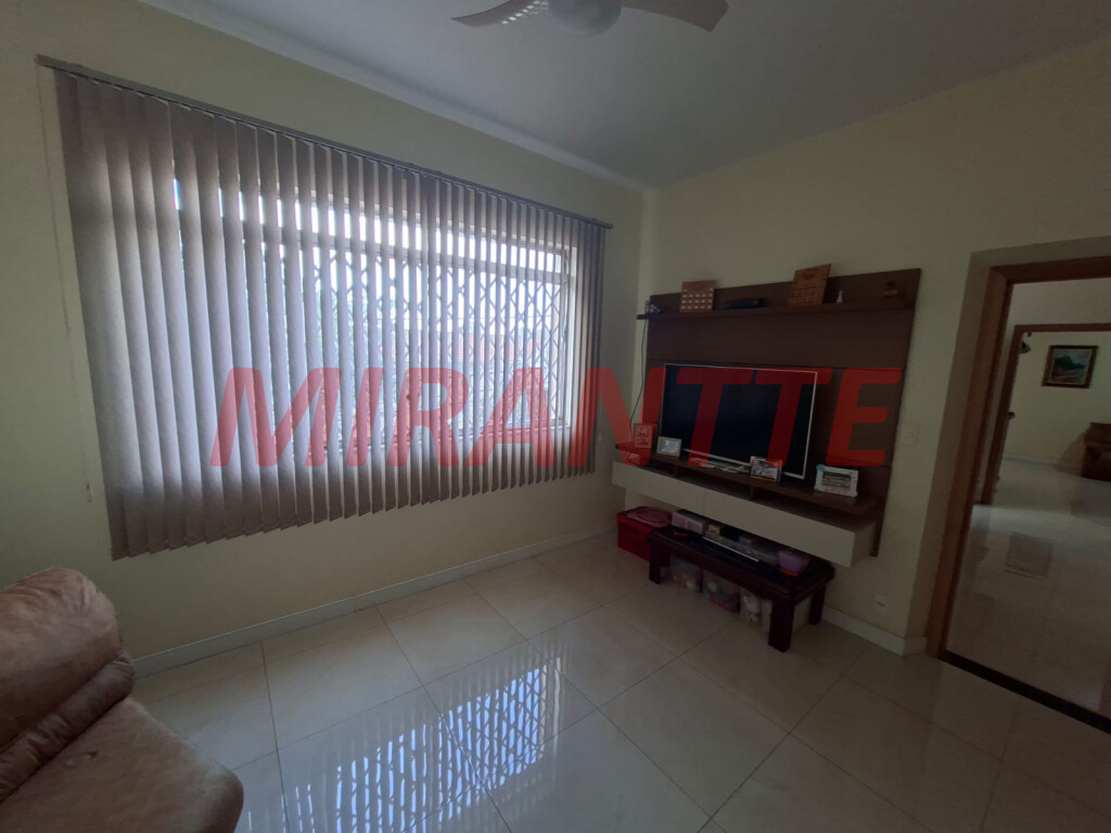 Sobrado de 245m² com 4 quartos em Jardim São Paulo