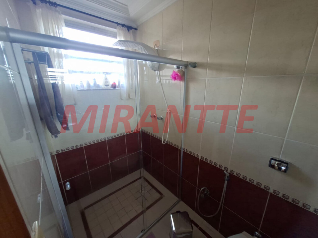 Sobrado de 245m² com 4 quartos em Jardim São Paulo