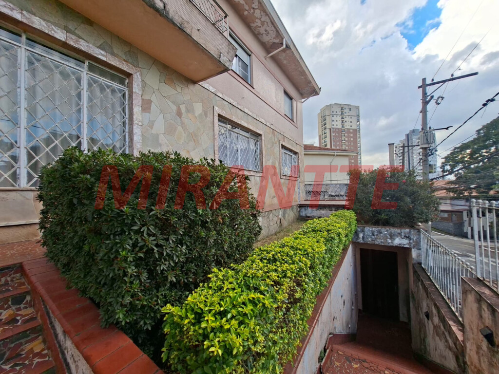 Sobrado de 245m² com 4 quartos em Jardim São Paulo